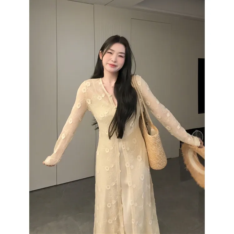 优雅气质吊带连衣裙女勾花镂空鲁穿罩衫