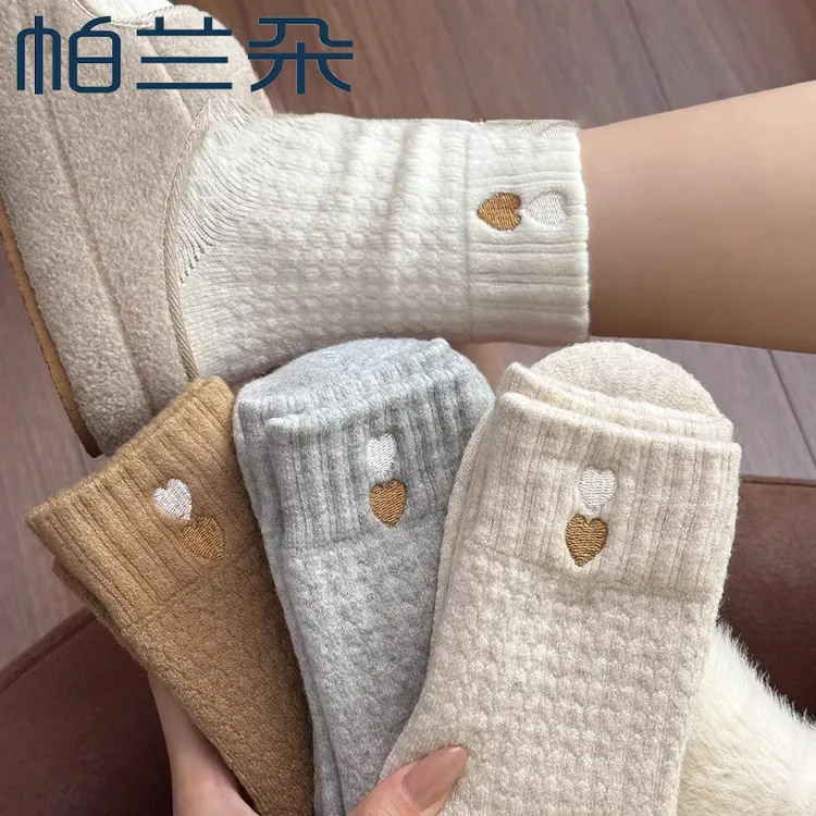 帕兰朵袜子女款秋冬加绒加厚可爱中筒堆堆袜冬保暖月子袜爱心刺绣
