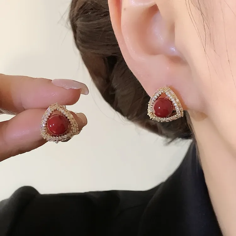 铜合金合成锆石耳饰 韩式气质精致小巧微镶锆石三角形珠珠耳钉990