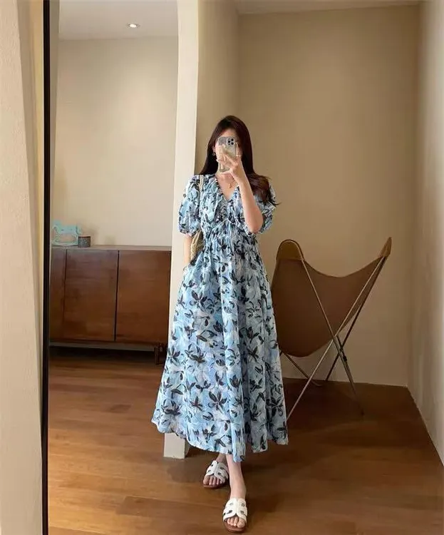 【蓝墨谧境】法式温柔撞色花卉印花裙亲肤中长款V领连衣裙女2025夏