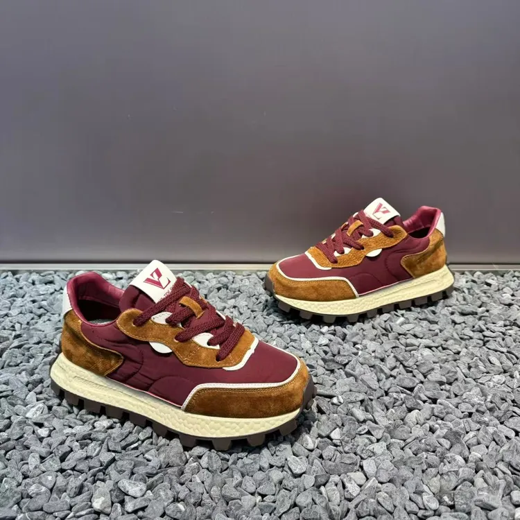 男鞋春季款2025新款阿甘鞋时尚潮牌运动休闲鞋低帮时尚厚底增高鞋