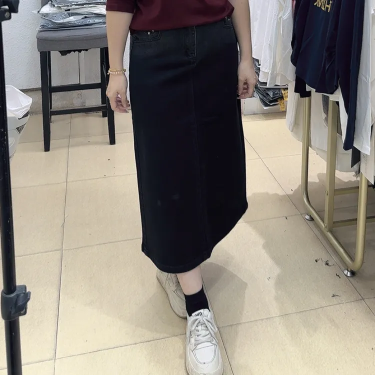 渐变色黑灰牛仔半身裙