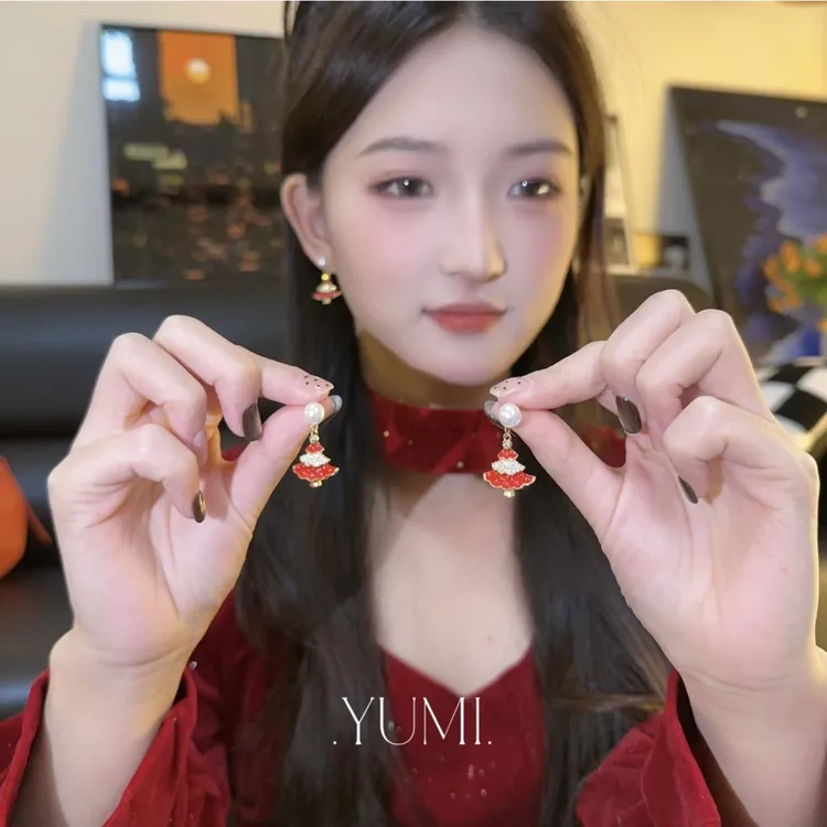 铜合金耳饰 「落雪」圣诞树珍珠耳钉圣诞节氛围感耳饰高级时尚耳环