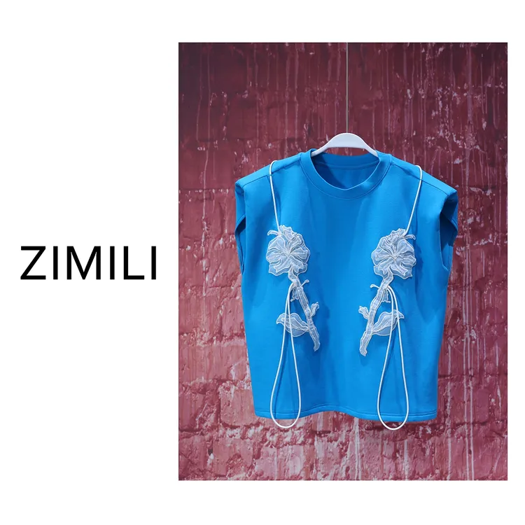 【LIANG哥女装】2025夏《高贵与典雅》釉蓝色蕾丝盘花圆领短T恤6959