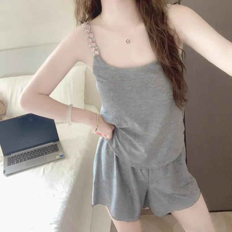 带胸垫纯欲风花朵睡衣女款夏季性感吊带短裤甜美莫代尔家居服套装