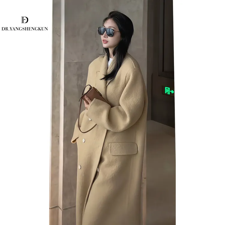 杨圣坤2025新品110支羊驼绒羊毛混纺简约双排扣大衣女EY25102002