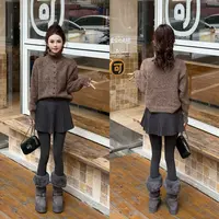 古堡暮色~舒适简约单排扣高领花纱软糯针织上衣