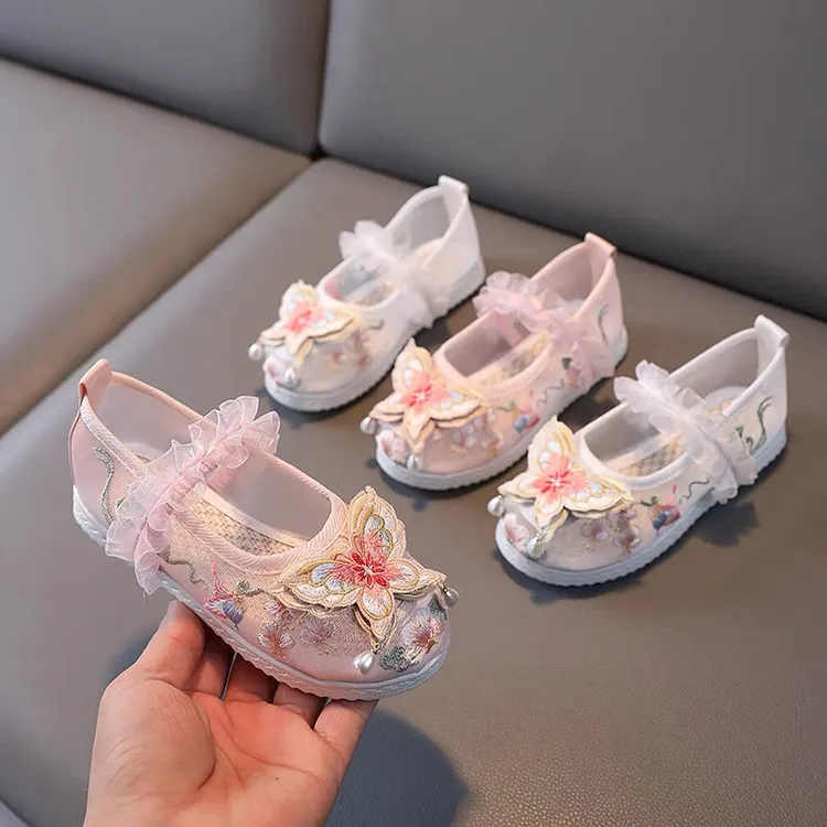 春夏新款女童汉服鞋中国风儿童绣花鞋软底舒适老北京手工布鞋凉鞋