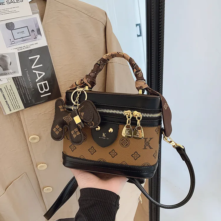 2025新款高级感女士手提包爆款印花盒子包化妆百搭洋气单肩斜跨包