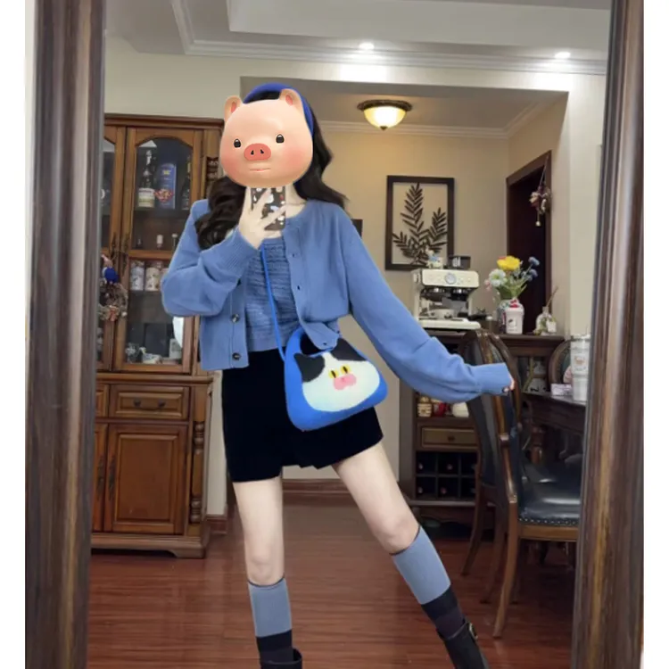 巨好看的韩系早秋氛围感穿搭一整套蓝色毛衣开衫吊带背心两件套装
