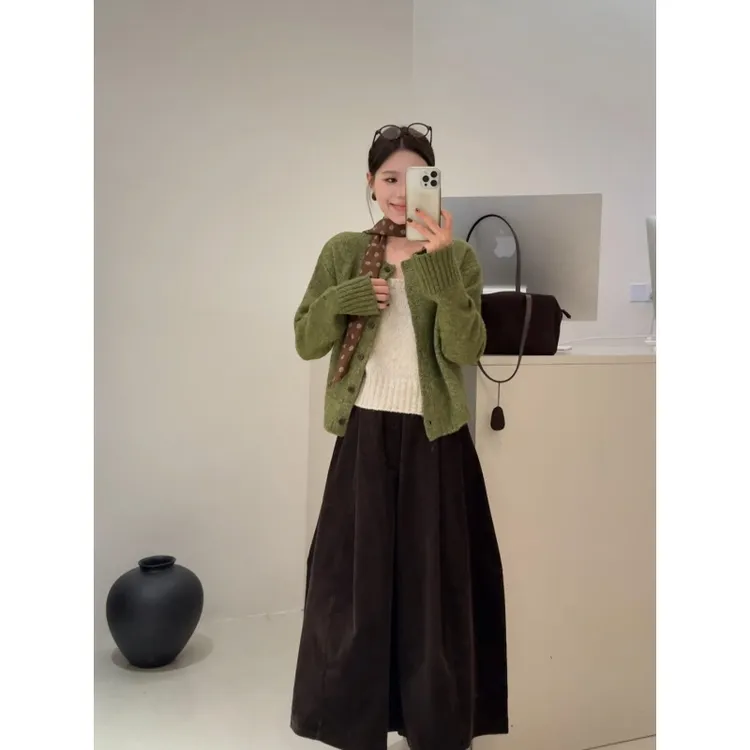 MARIE.COCO绿色单排扣针织开衫外套内搭上衣阔腿七分裤秋季三件套