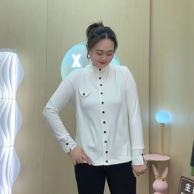 日系复古高领纽扣正肩长袖连帽T恤磨毛绒女秋冬保暖显瘦大码上衣