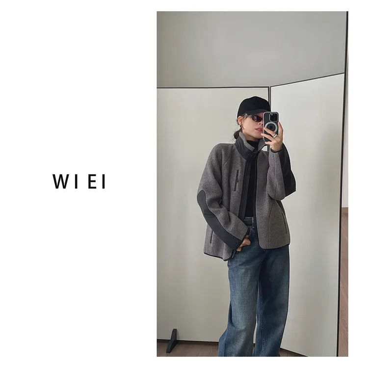 《WI EI》雪绒*时髦慵懒拼接羊毛廓形加厚保暖外套W25306133