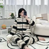 冬季保暖常规款女睡衣家居服套装条纹时尚慵懒风长袖加绒加厚套装
