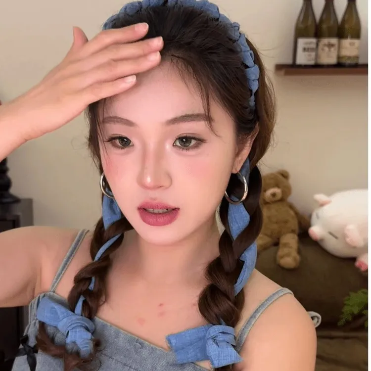 儿童牛仔飘带新款夏日清凉感麻花纽结甜辣少女全扎齿梳飘带发箍