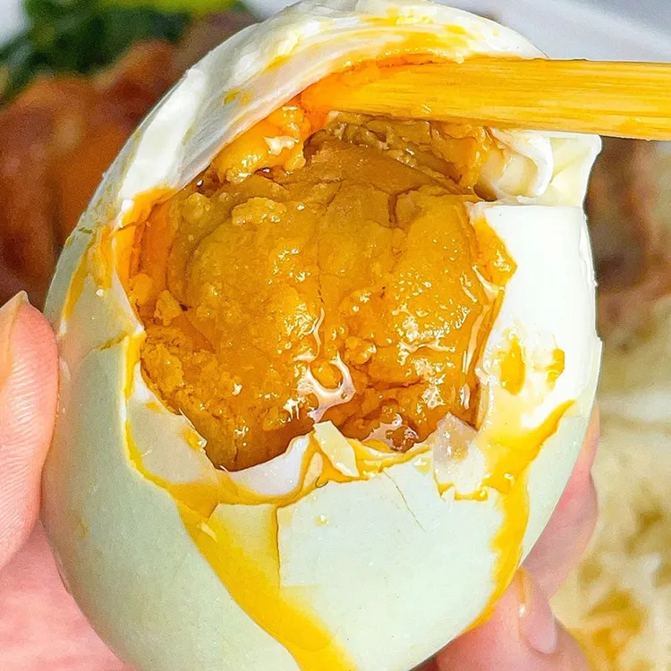 【咸淡适中】流油即食咸鸭蛋开袋即食大个海鸭蛋红泥腌制独立包装