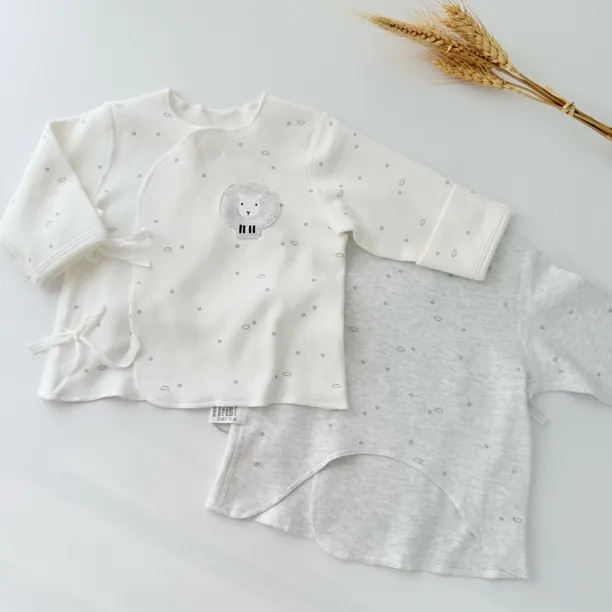 新生儿0-3个月宝宝A类纯棉半背衣婴幼儿防湿衣长袖