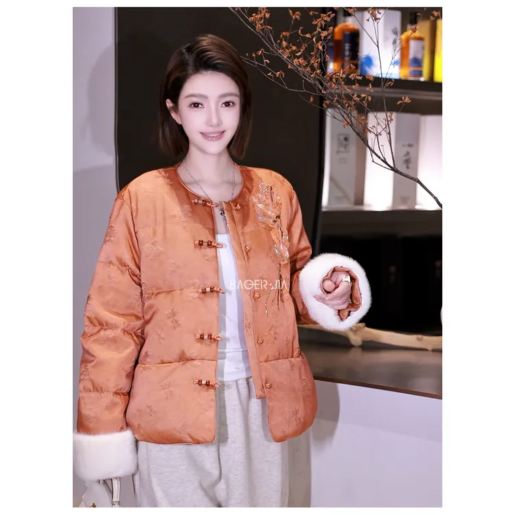 40-【金枝玉叶】宝儿家含幂BH37125410XQ桑蚕丝花朵白鹅绒服外套