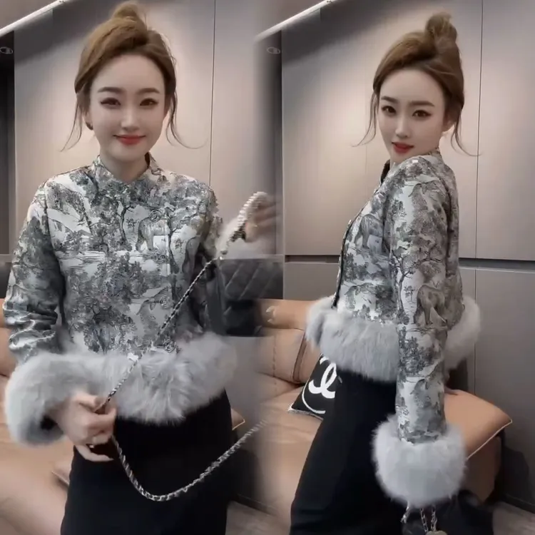 48292024秋冬新品时尚国风加棉毛毛袖端庄大气女士休闲保暖外套