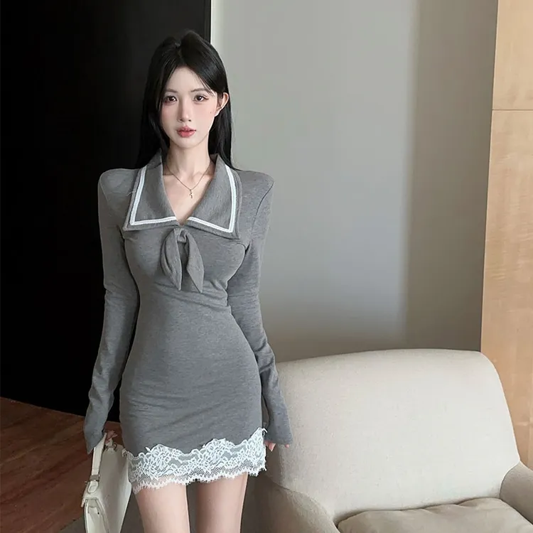 蕾丝连衣裙女2025秋冬新款纯欲性感v领包臀裙打底内搭裙子显身材 