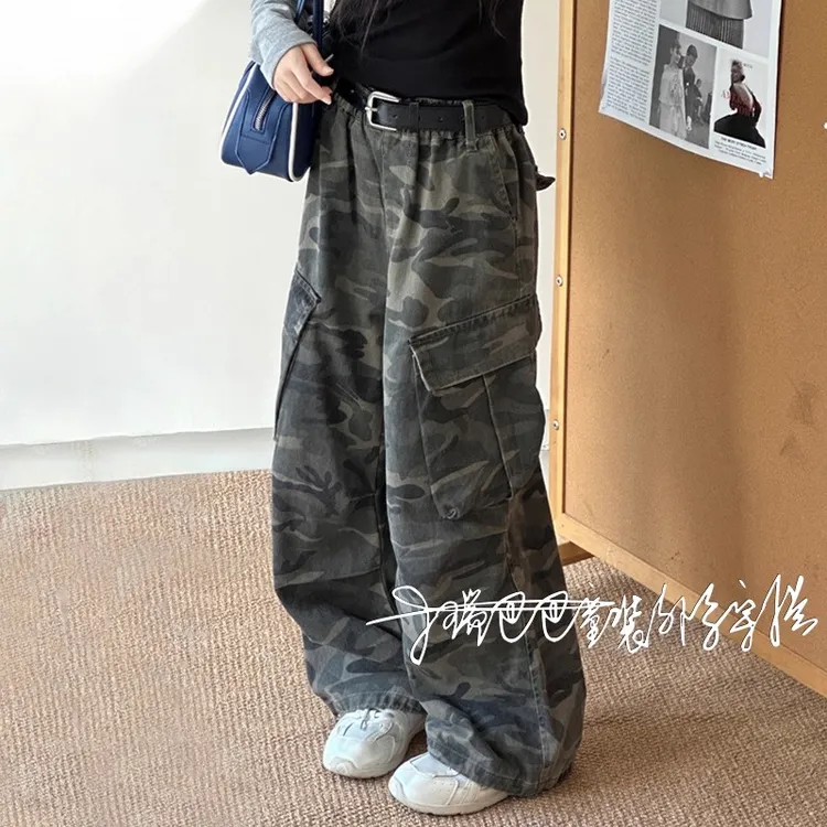 女童迷彩裤2025新款女孩秋装韩版超好看工装裤初中生网红炸街穿搭