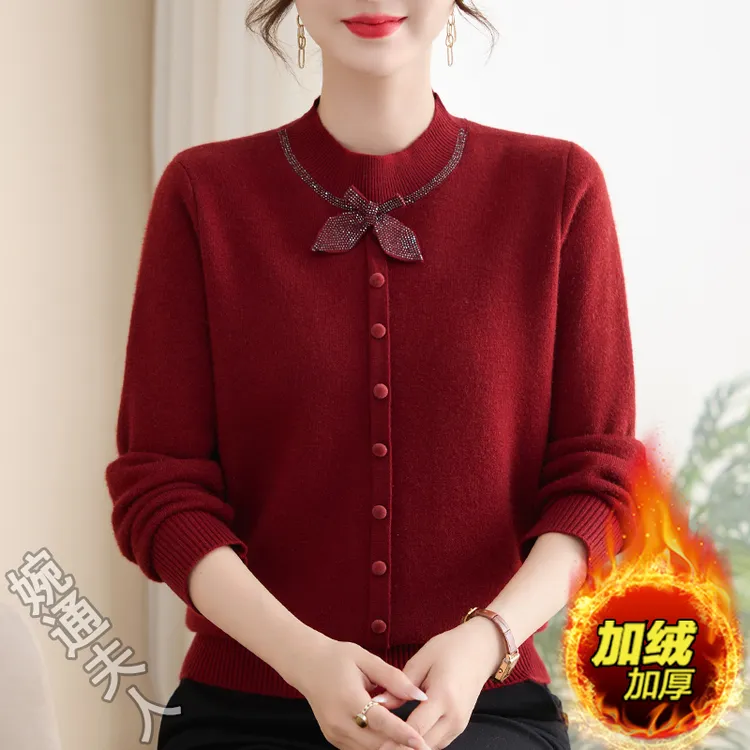 中老年女秋冬加绒加厚毛衣新款一体绒保暖打底衫妈妈装洋气上衣服