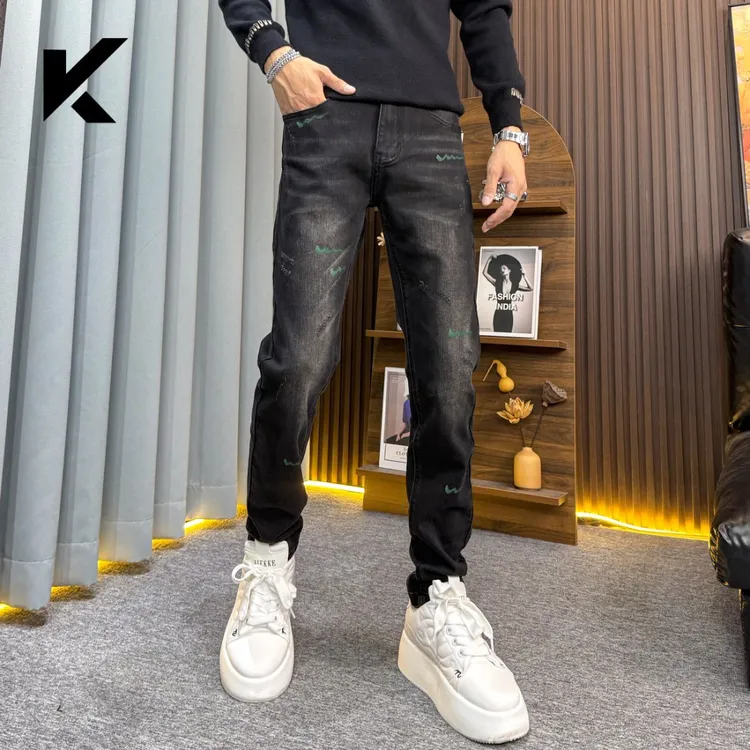 秋季新款高品质黑色痞帅潮流印花男士修身小脚牛仔长裤休闲百搭