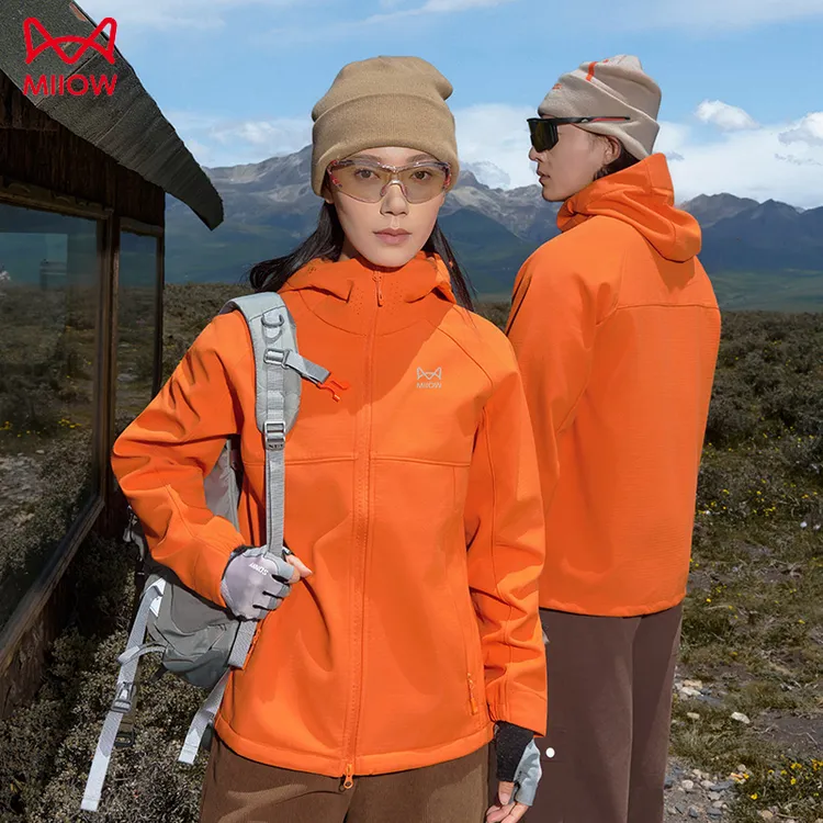 MIIOW CLASSIC/猫人经典登山情侣外套连帽防风防水透气软壳衣徒步