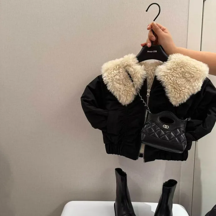 女童秋冬季棉衣外套2025新款洋气宝宝大翻领毛毛派克款保暖外套潮