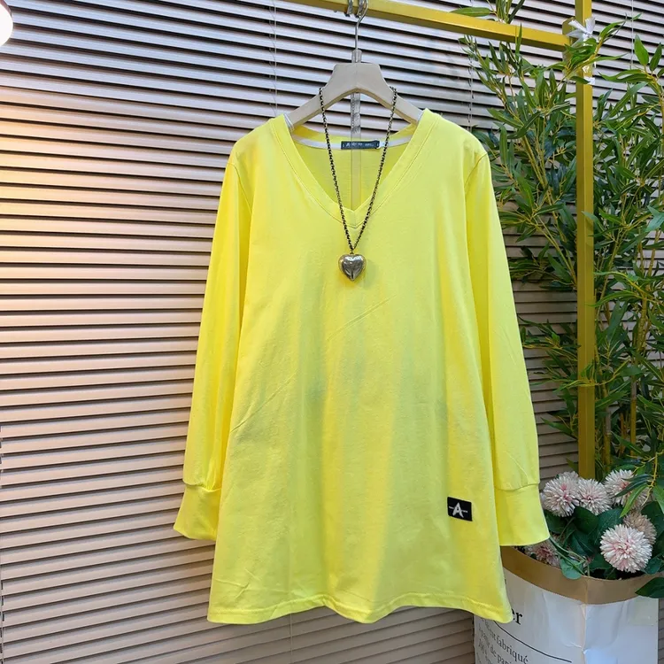 8809胖妹妹时尚简约中长款V领纯色休闲百搭遮肉显瘦减龄长袖衫