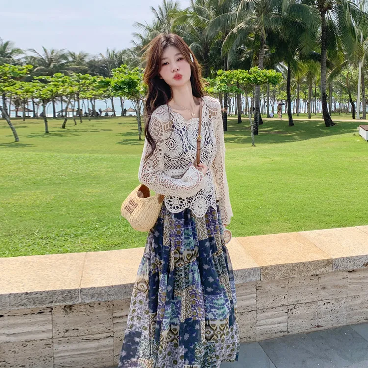 镂空罩衫碎花吊带裙套装夏季女2025新款海边度假风旅游穿搭两件套