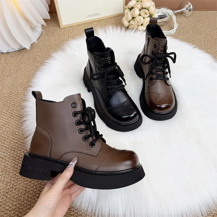 厚底圆头马丁靴女2025新款冬季复古加绒英伦风黑色软底高级感短靴