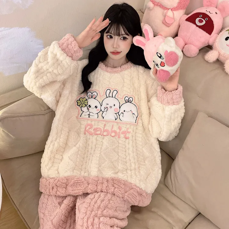 秋冬季珊瑚绒睡衣女加绒加厚加大码学生冬天保暖法兰绒家居服套装