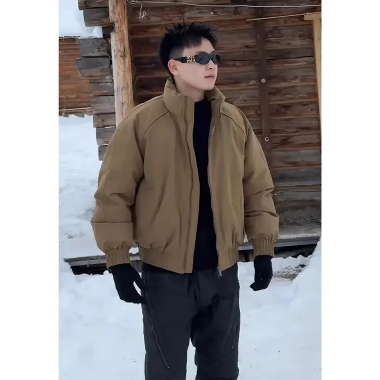 高级感痞帅卡其色短款飞行夹克羽绒服男冬季潮牌加厚保暖工装外套