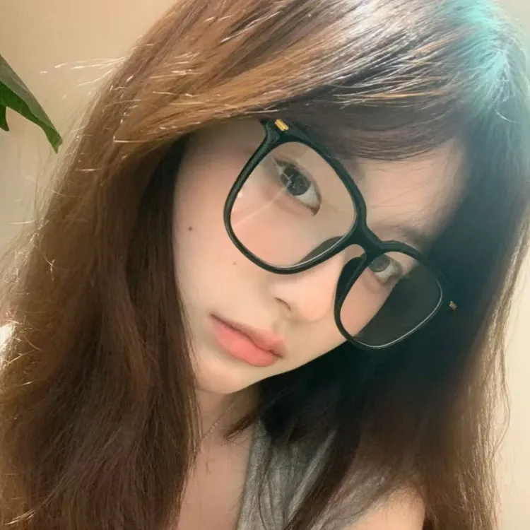日系软妹方形超轻黑框眼镜女大脸显瘦潮流防蓝光可配度数近视眼镜