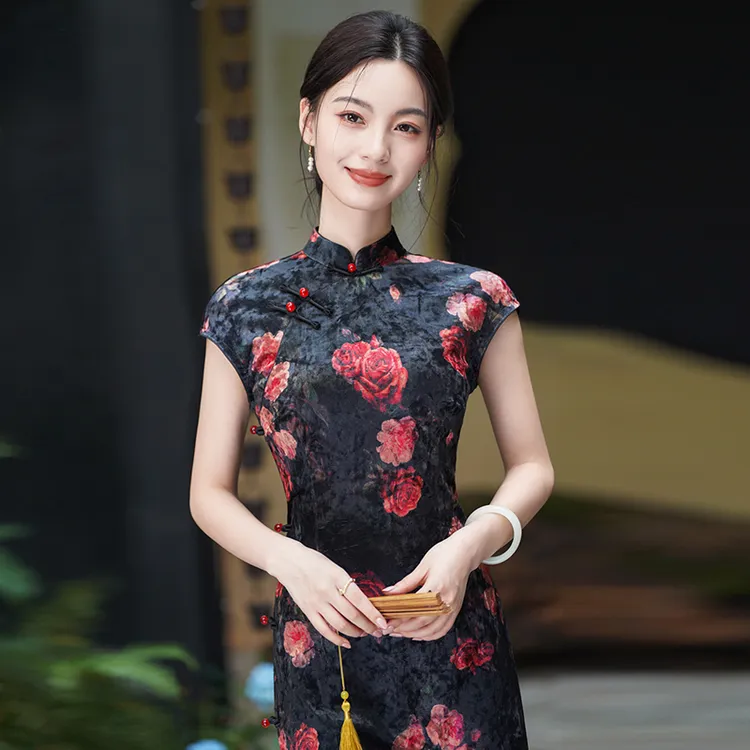 绝美新中式旗袍2025新款夏季日常可穿上海妈妈国风修身改良连衣裙