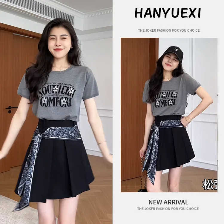 夏季时尚一整套女装2025新款韩版印花短袖T恤复古丝巾短裙两件套