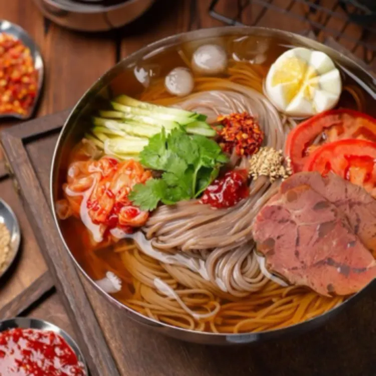 鑫达莱东北朝鲜族风味大细冷面口感劲道酸甜爽口速食风扇美食上海