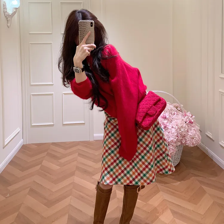 2025秋冬季新款韩系慵懒风高级感红色套头格纹半裙针织衫毛衣套装
