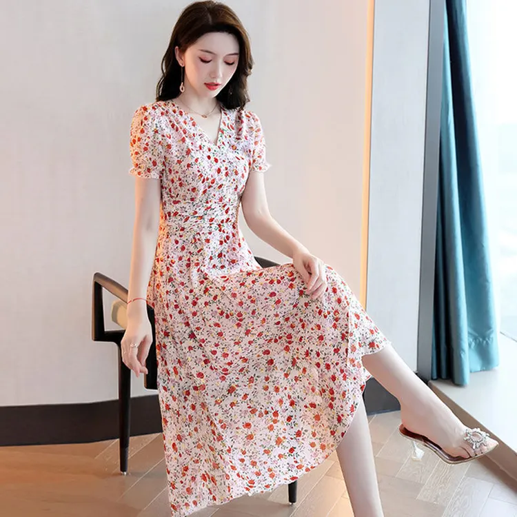 雪纺连衣裙女夏季2025年新款韩版女装高端遮肚显瘦碎花碎花裙子潮