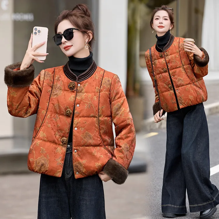 轻奢冬季新中式国风女款爆款2025新款气质保暖冬季外套提花棉服