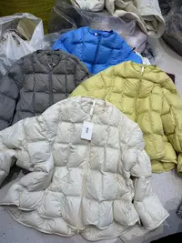 【HAV】  新款时髦百搭圆领方块轻便保暖长袖羽绒服