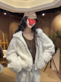 【松果慕丝】小湖羊羊短外套加厚款连帽冬季上衣气质宽松型女士保暖