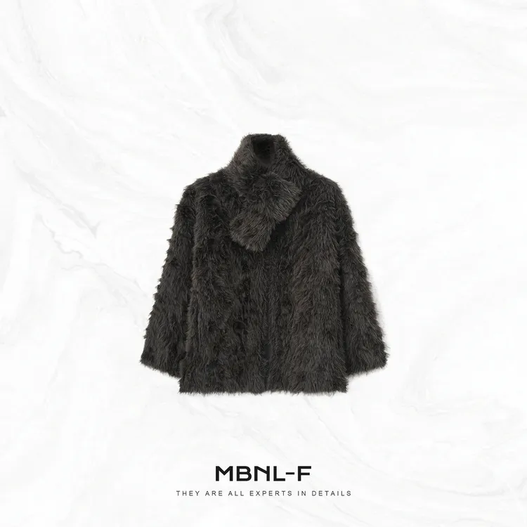MBNL-F”iskd 定染灰褐” 双面穿卷毛感外套(配围巾)秦磊XM-XWT5658