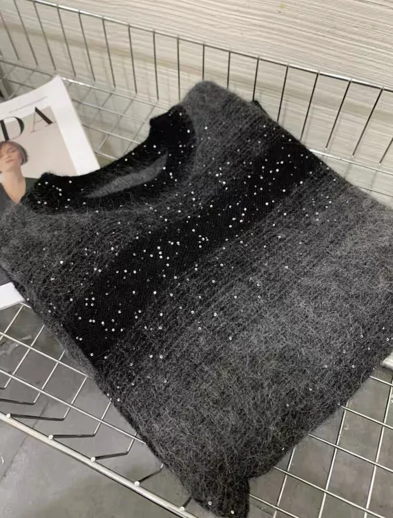 欧货2025冬季新款渐变色亮片圆领加厚软糯显瘦宽松绵羊毛针织衫女