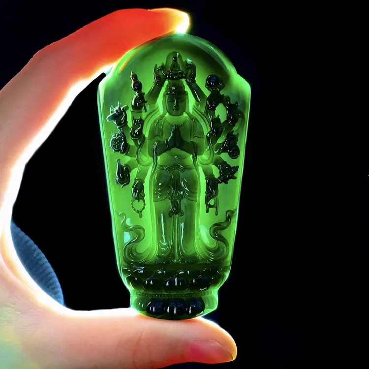 缅甸天然翡翠A货千手观音守护神吊坠玉牌挂件带证书