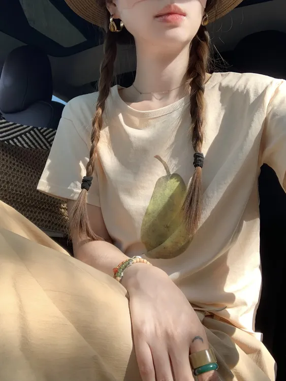 2025早春新款韩系简约减龄短袖t恤百搭翻边卡其色阔腿裤套装