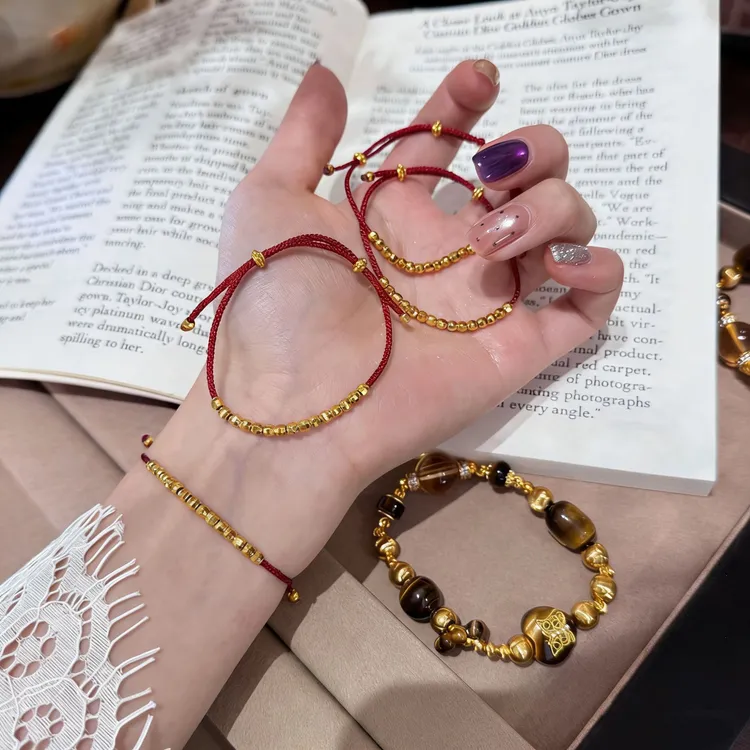 布艺手链  新中式蹦迪珠红色细绳手链新年碎碎冰红绳编绳可调节