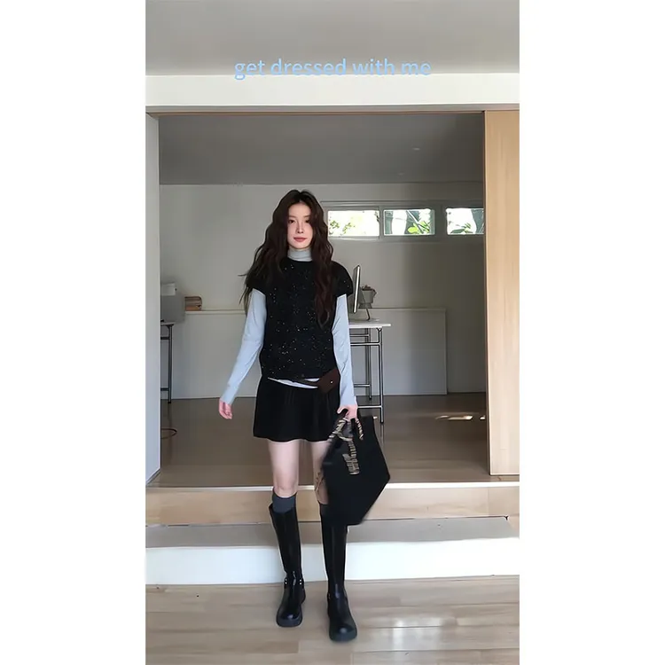 韩系圆领套头毛衣女2025冬季高级休闲加厚保暖叠穿短袖上衣半身裙