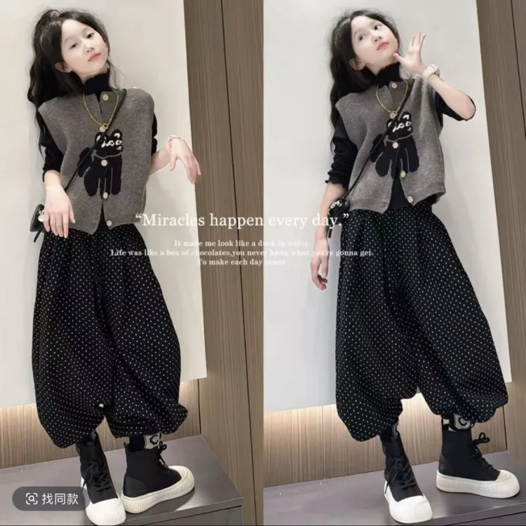 女童春秋套装2025年秋季新款中大童木耳边打底衫马甲波点裤三件套